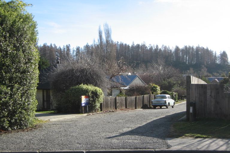 Photo of property in 20a Heuchan Lane, Wanaka, 9305