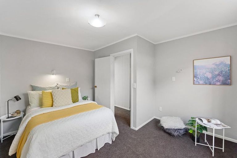Photo of property in 167 Tutere Street, Waikanae Beach, Waikanae, 5036