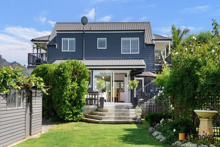 Photo of property in 1 Queen Street, Waihi Beach, 3611