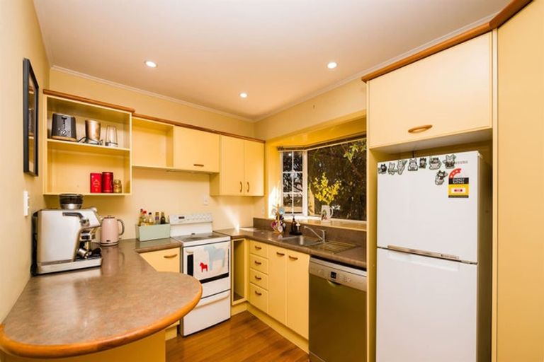 Photo of property in 6 Deepdale Street, Burnside, Christchurch, 8053