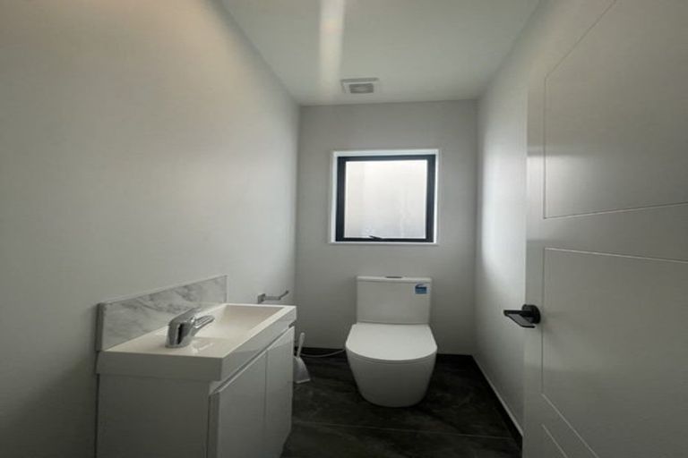 Photo of property in 9 Pilot Drive, Hobsonville, Auckland, 0616