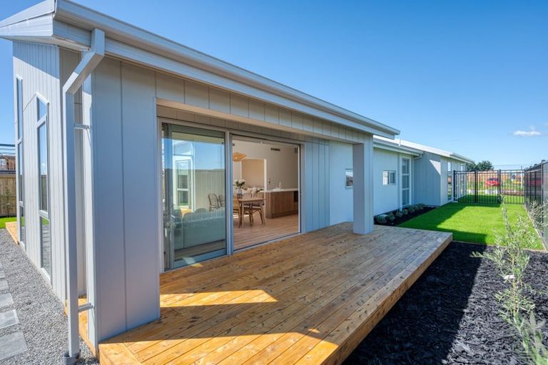 Photo of property in 13 Finstock Way, Rolleston, 7614