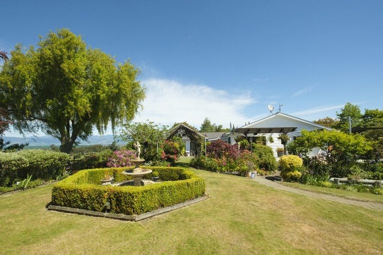 Photo of property in 208 Pomona Road, Ruby Bay, Upper Moutere, 7173