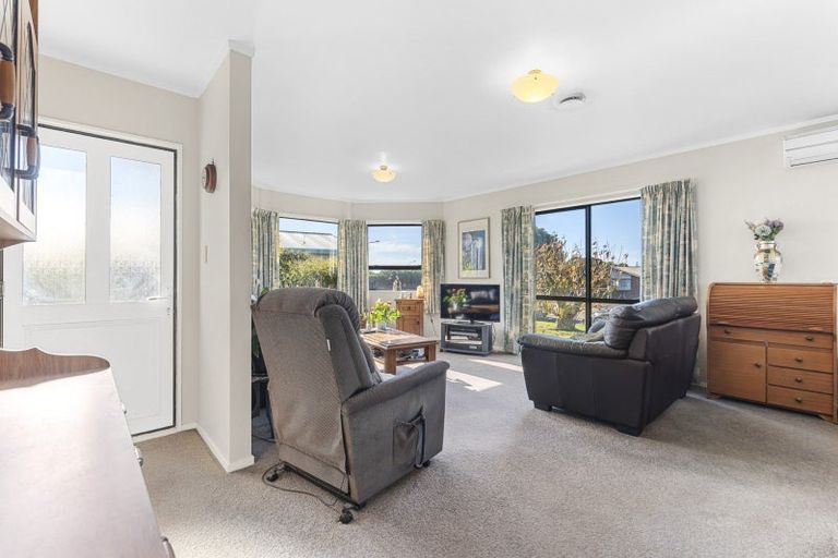 Photo of property in 26 Meade Place, Bell Block, New Plymouth, 4312