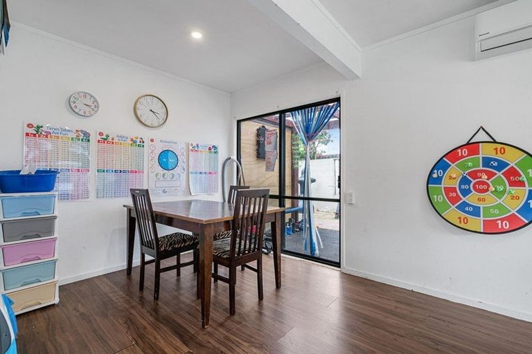 Photo of property in 12/19a Gray Avenue, Mangere East, Auckland, 2024