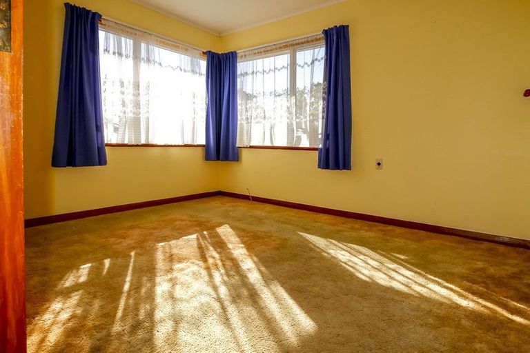 Photo of property in 15 Carey Street, Longburn, Palmerston North, 4412