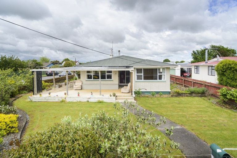 Photo of property in 58 Sherwill Street, Feilding, 4702