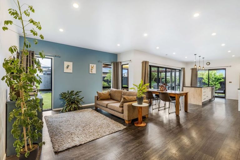 Photo of property in 5 Bradbury Avenue, Rolleston, 7614