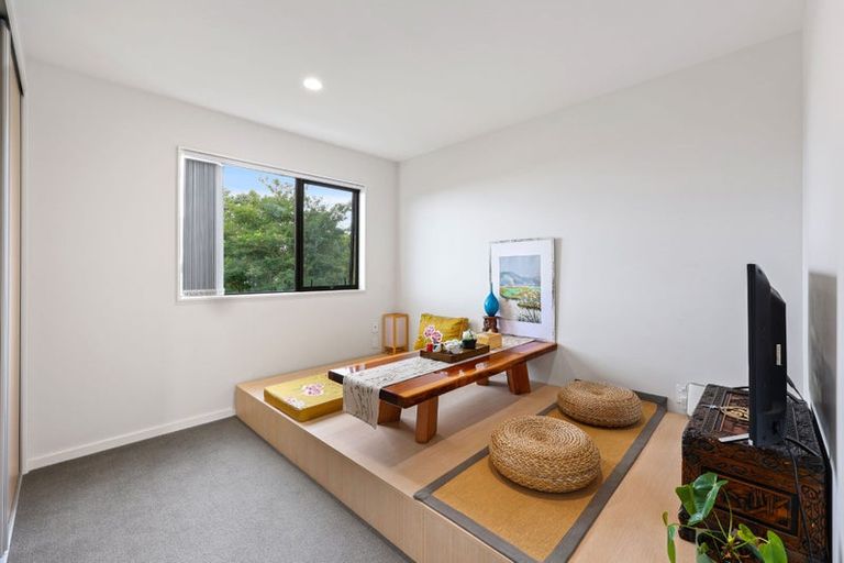 Photo of property in 9e Glenfern Road, Mellons Bay, Auckland, 2014