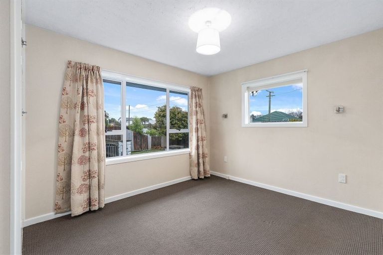 Photo of property in 40 Wilton Crescent, Bishopdale, Christchurch, 8053