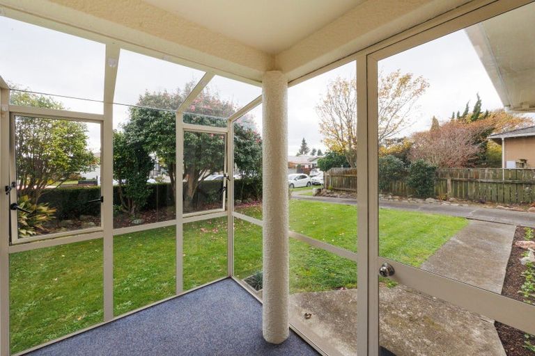 Photo of property in 26 Puriri Terrace, Roslyn, Palmerston North, 4414