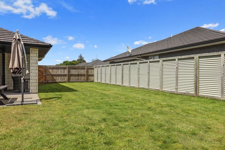 Photo of property in 22c Clive Road, Katikati, 3129