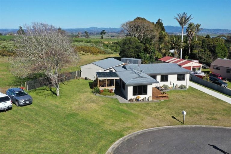 Photo of property in 18 Whenuariri Place, Maketu, Te Puke, 3189