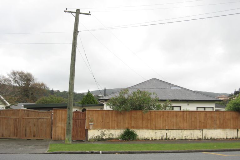 Photo of property in 47 Glen Road, Stokes Valley, Lower Hutt, 5019