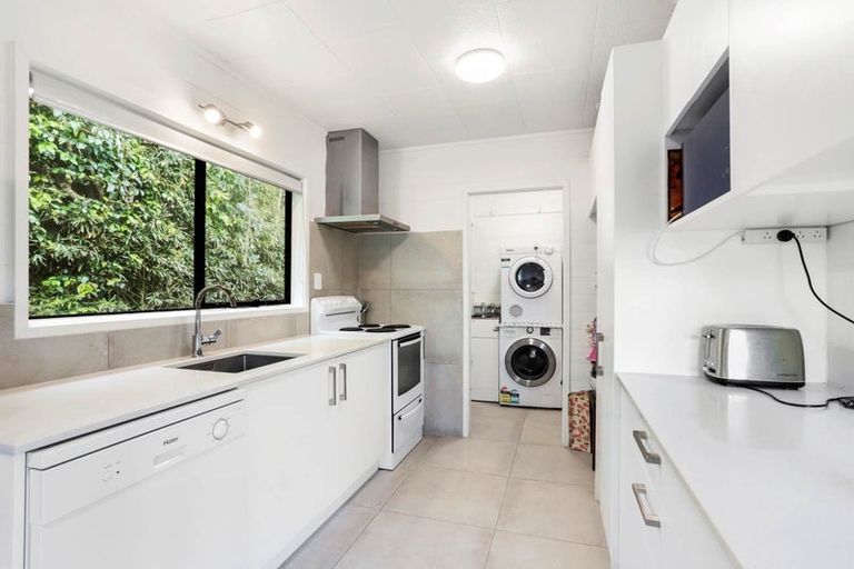 Photo of property in 1/184 Hutchinson Avenue, New Lynn, Auckland, 0600