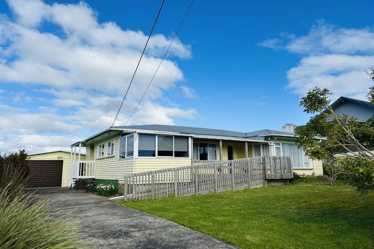 Photo of property in 128 Hurndall Street East, Maungaturoto, 0520