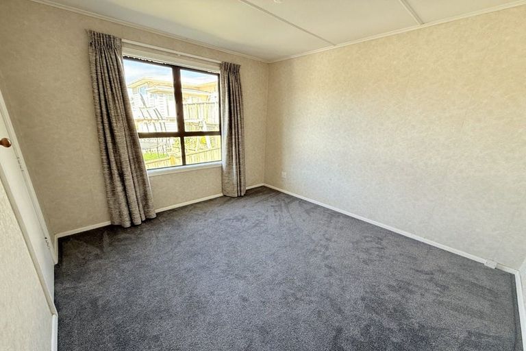 Photo of property in 365 Main Road, Tawa, Wellington, 5028