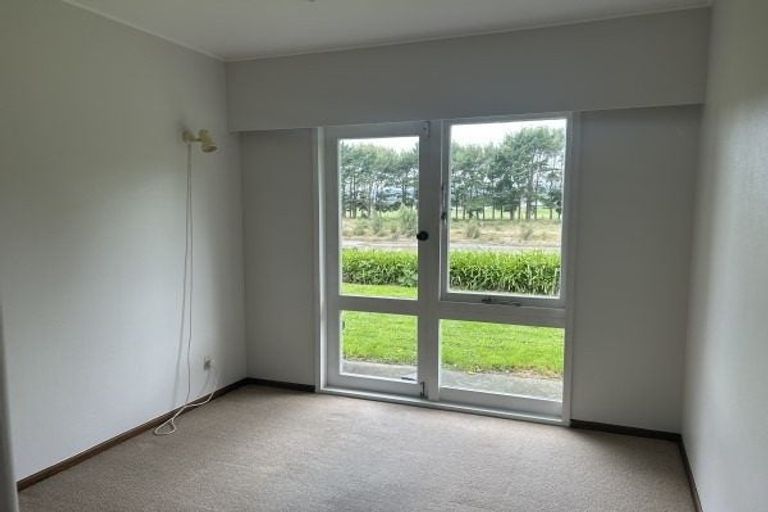 Photo of property in 134 Buick Crescent, Awapuni, Palmerston North, 4412