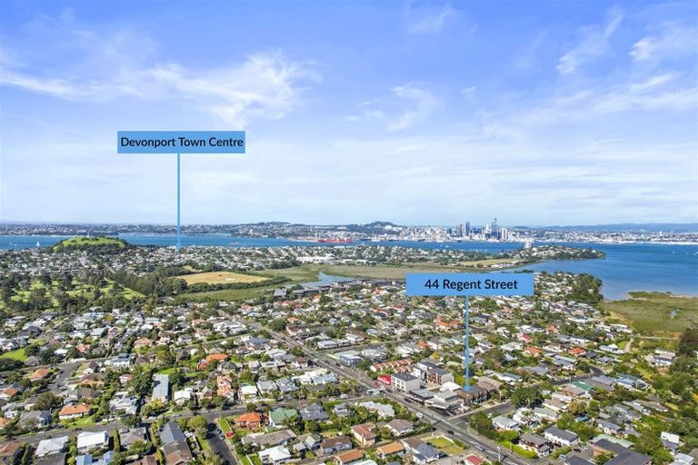 Photo of property in 44 Regent Street, Devonport, Auckland, 0624