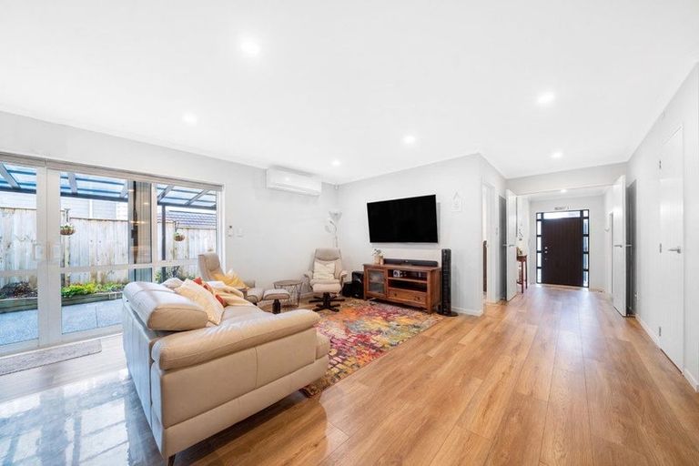 Photo of property in 15 Portofina Place, Flat Bush, Auckland, 2019