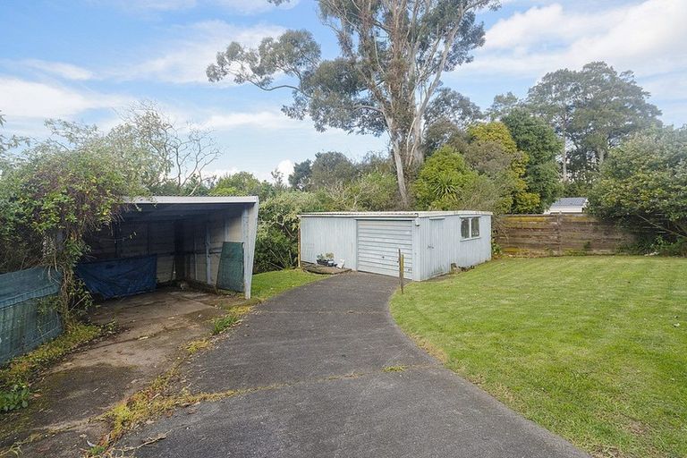 Photo of property in 5 Luanda Drive, Ranui, Auckland, 0612