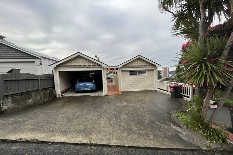 Photo of property in 32 Talavera Terrace, Kelburn, Wellington, 6012