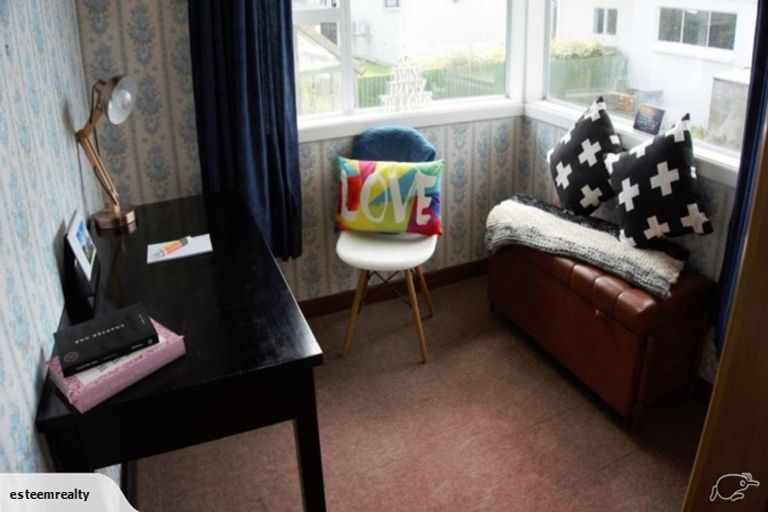 Photo of property in 64 Jenkin Street, Strathern, Invercargill, 9812