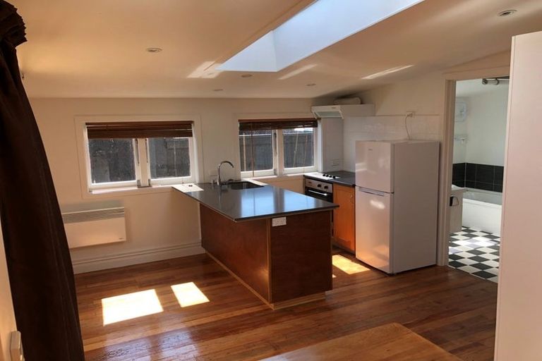 Photo of property in 2/16 Wilmer Street, Christchurch Central, Christchurch, 8011