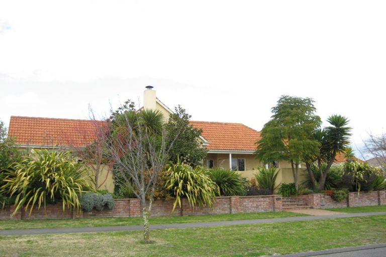 Photo of property in 16b Chambers Street, Havelock North, 4130