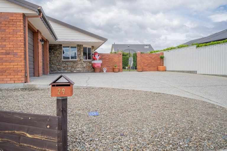 Photo of property in 29 Larch Crescent, Alexandra, 9320