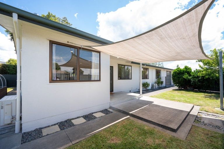 Photo of property in 13 Gilmour Place, Taradale, Napier, 4112