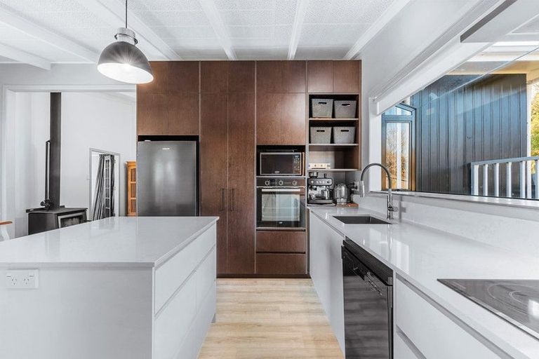 Photo of property in 101 Shepherd Road, Waipahihi, Taupo, 3330