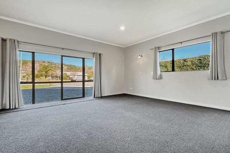 Photo of property in 4 Yasmin Lane, Kinloch, Taupo, 3377