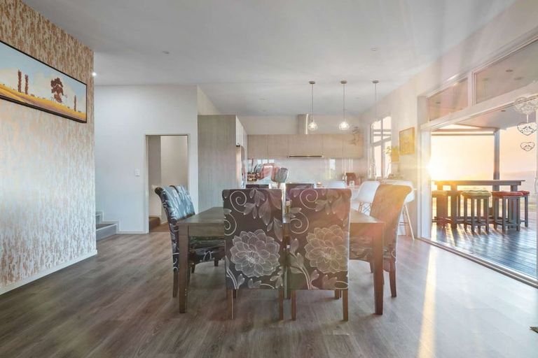 Photo of property in 25 Medhurst Road, Bombay, 2675