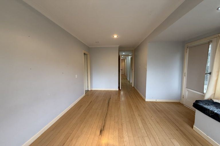 Photo of property in 13 Peter Terrace, Castor Bay, Auckland, 0620