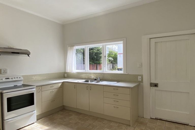 Photo of property in 7 Trafalgar Street, Johnsonville, Wellington, 6037