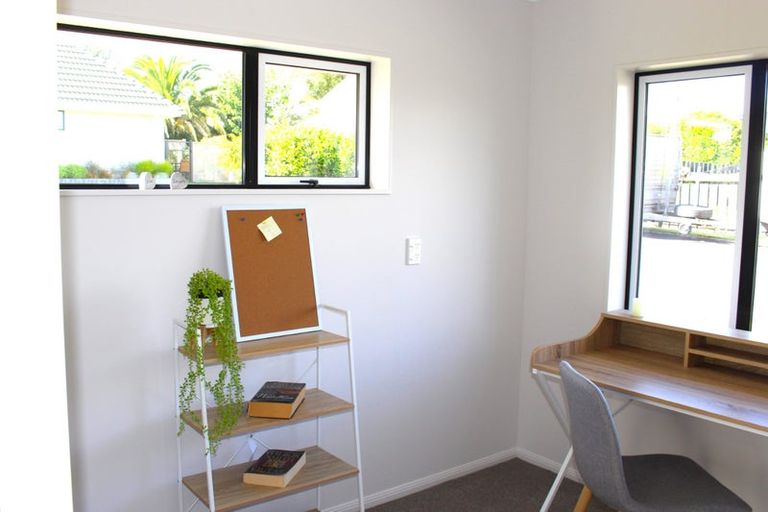 Photo of property in Regency Park, 33/3a Brent Road, Owhata, Rotorua, 3010