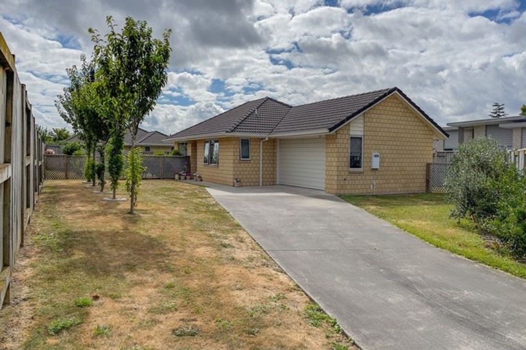 Photo of property in 13 Burmester Place, Morrinsville, 3300