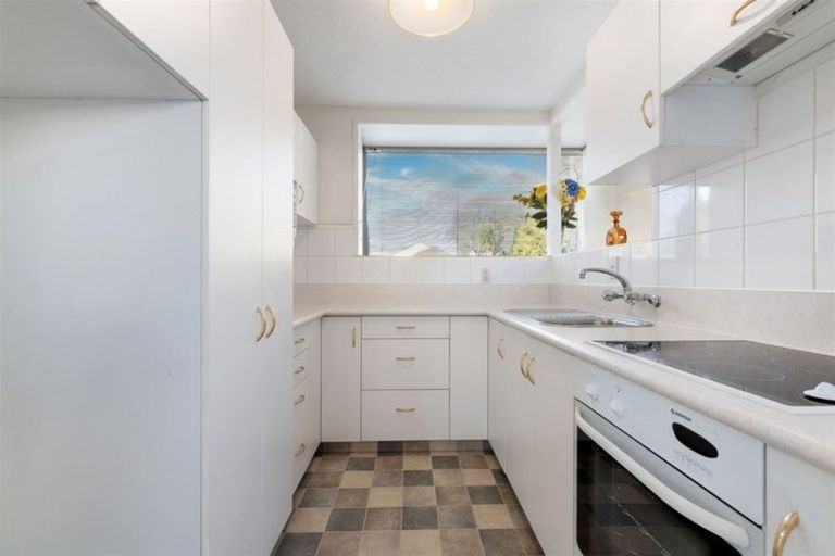 Photo of property in 14 Abberley Crescent, St Albans, Christchurch, 8014