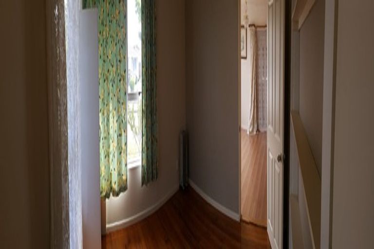 Photo of property in 28 Delaware Crescent, Russley, Christchurch, 8042