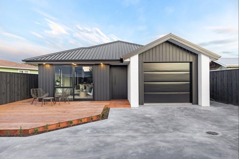 Photo of property in 71 Brightwater Terrace, Terrace End, Palmerston North, 4410