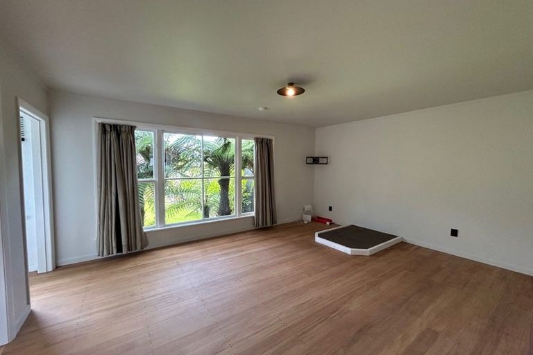 Photo of property in 27 Colvin Street, Westport, 7825