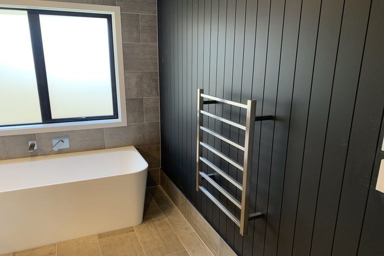 Photo of property in 11 Hamon Place, Pukehangi, Rotorua, 3015