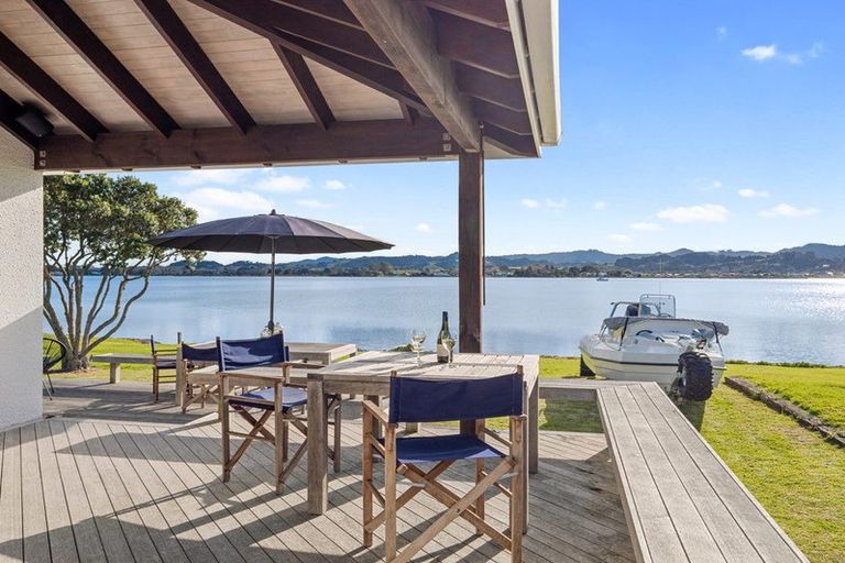 Photo of property in 45 North West Anchorage, Omaha, 0986