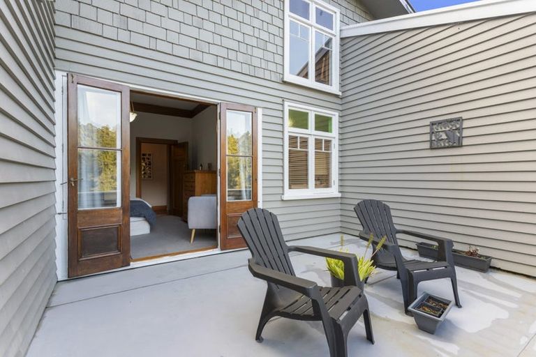 Photo of property in 47 Rimu Road, Oratia, Auckland, 0604