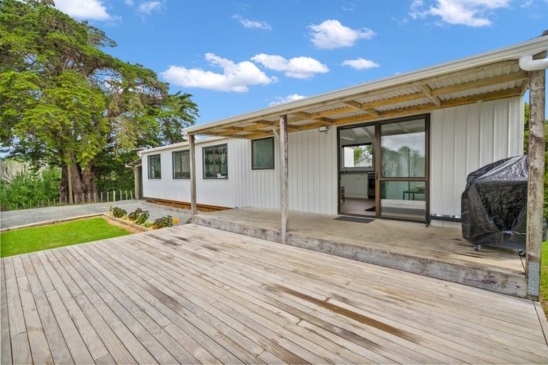 Photo of property in 539 Ararua Road, Waiotira, 0193