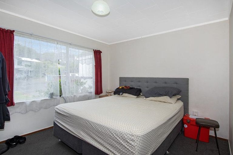 Photo of property in 2a De Havilland Place, Onerahi, Whangarei, 0110