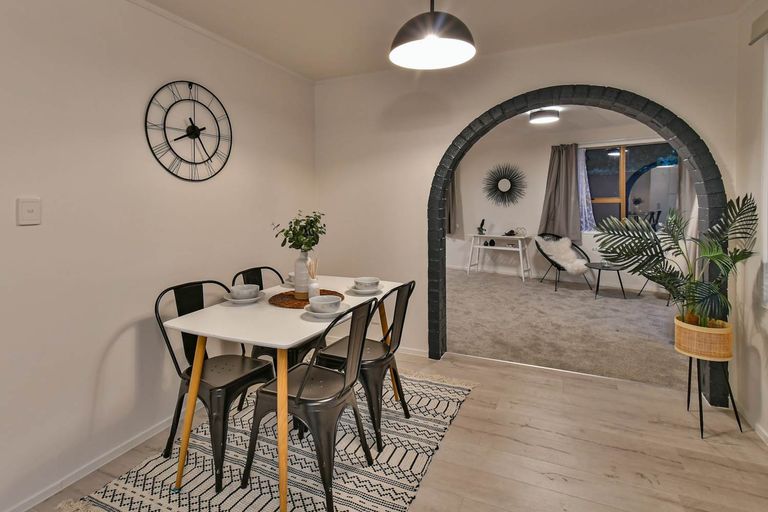 Photo of property in 12b Limond Street, Randwick Park, Auckland, 2105