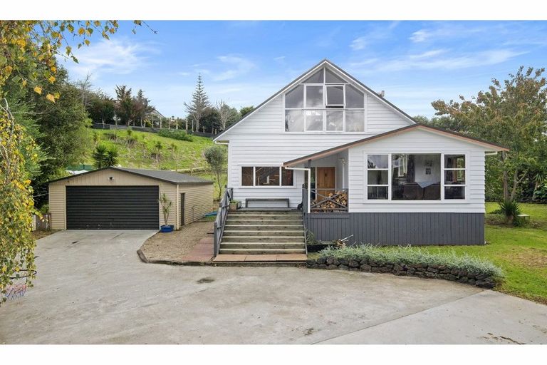 Photo of property in 81 Colombo Road, Waiuku, 2123