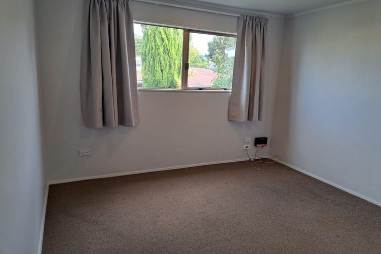 Photo of property in 3 Manaia View Road, One Tree Point, 0118